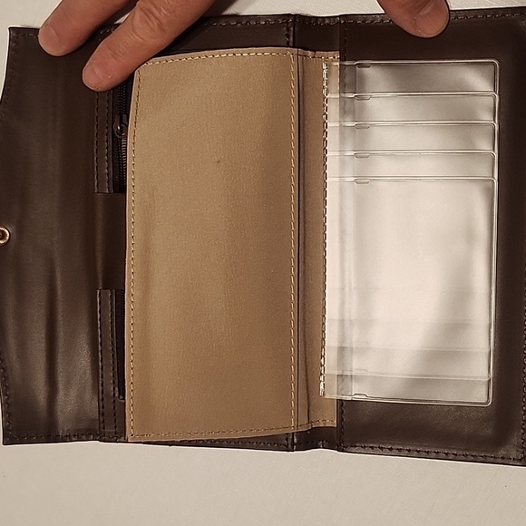 Beautiful Buxton Heiress Brown Leather RFID Long Wallet, Kisslock Pouch EUC - Picture 9 of 16